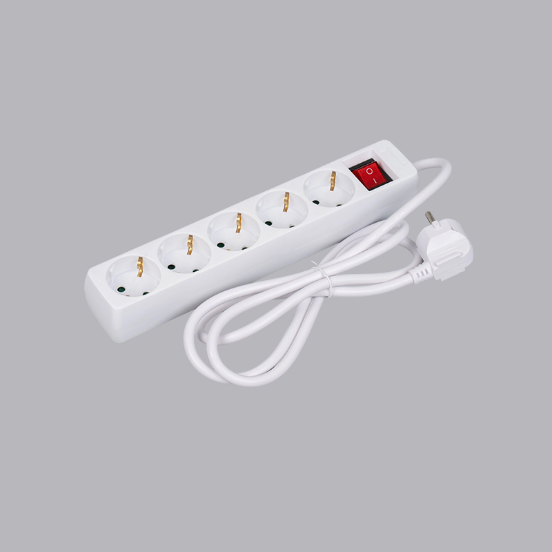 LOB-05K Niemiecka listwa zasilająca 5-kierunkowa w kształcie prostokąta z przełącznikiem Multi-Socket
